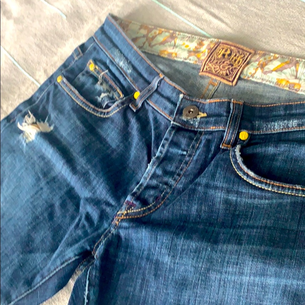 Boyfriend cut jeans